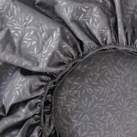 Простынь на резинке (90*200*25) с веточками на сером №7767