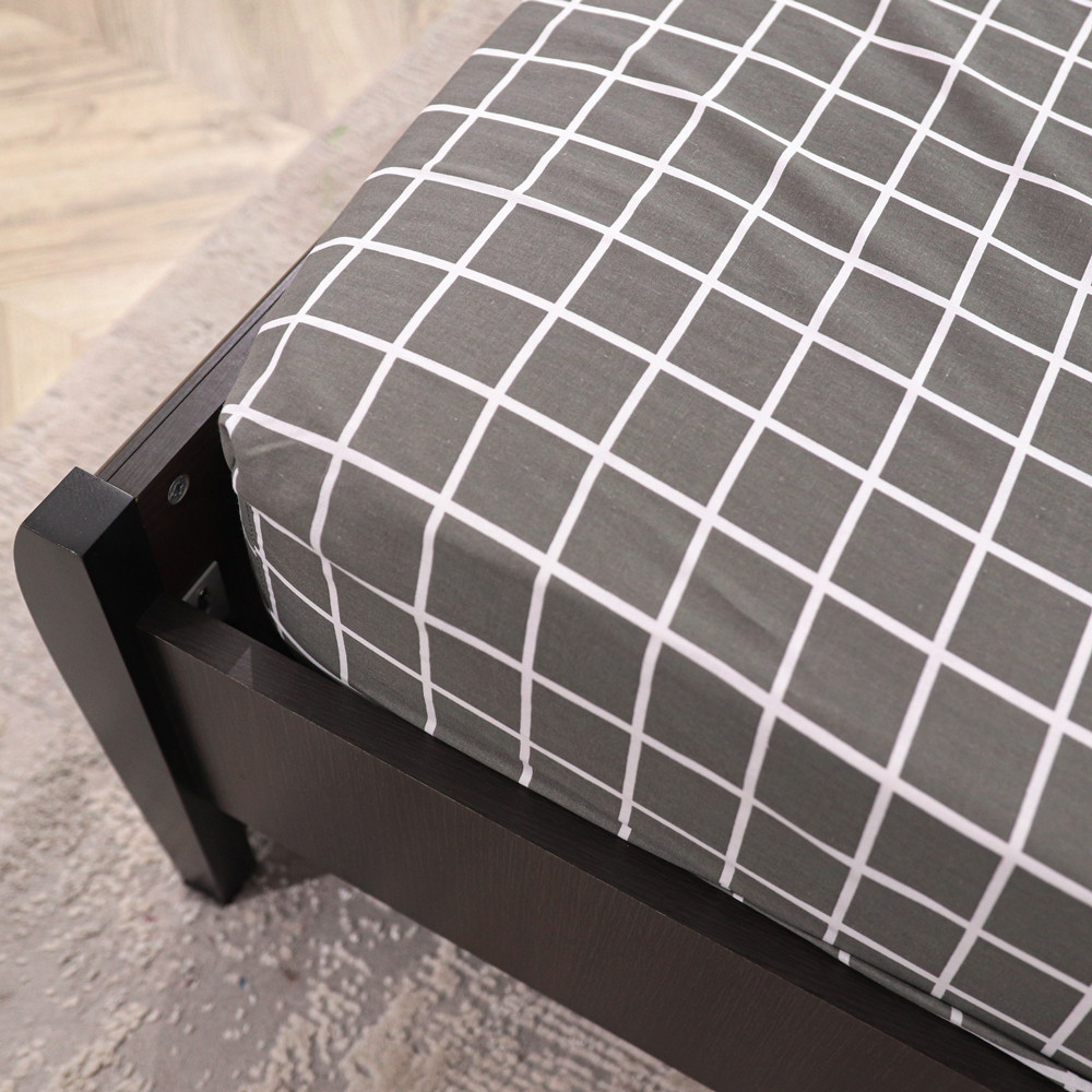 Простынь на резинке (90*200*25) серая с геометрическим принтом №66915