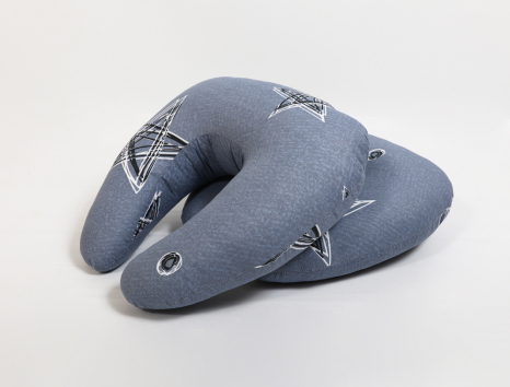 Дорожня подушка-рогалик для подорожей №60007