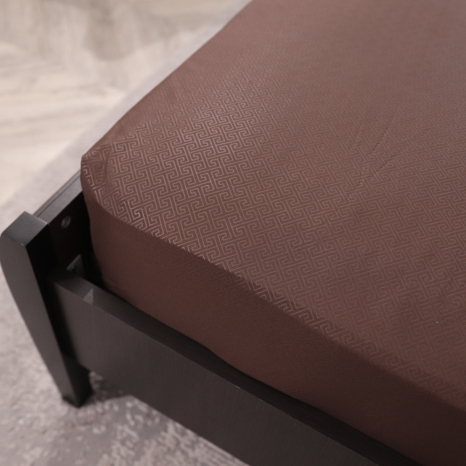 Простынь на резинке (160*200*25) коричневая с орнаментом №2301