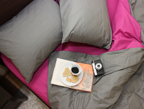 Сімейний набір однотонної постільної білизни із Бязі "Gold" №151724AB Черешенька™