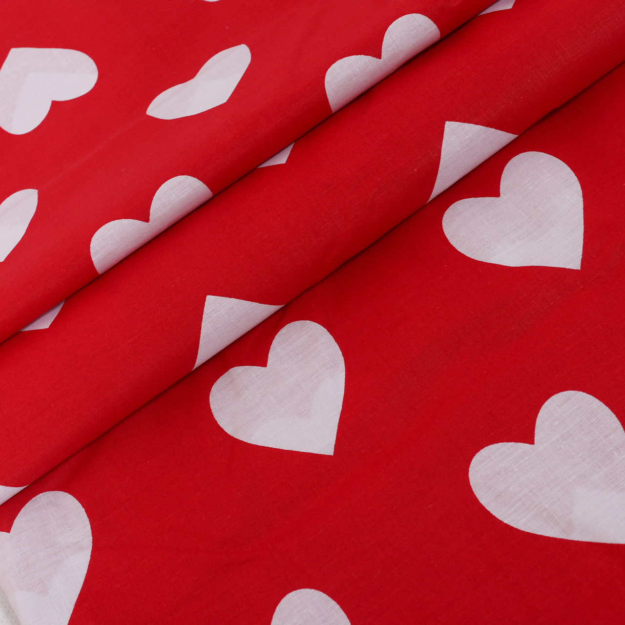 Тканина для постільної білизни Бязь "Gold" Lux "Поцілунок серця" GL3937