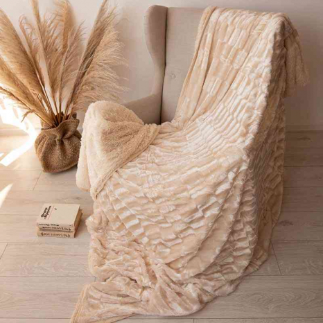 Двостороннє евро-максі покривало-плед "норка" (230*200) - світло-бежеве