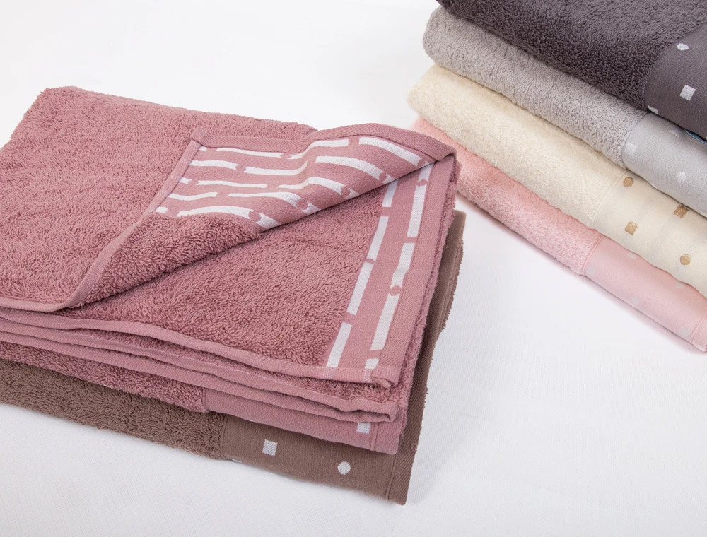 Комплект махрових банних рушників CESTEPE INCI (150*90)