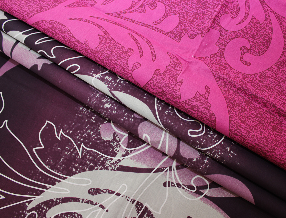 Ткань для постельного белья Бязь "Gold" Lux "Абстрактный принт (фуксия) GL055 (A+B) - (50м+50м)