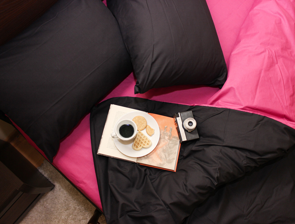 Сімейний набір однотонної постільної білизни із Бязі "Gold" №15401324AB Черешенька™