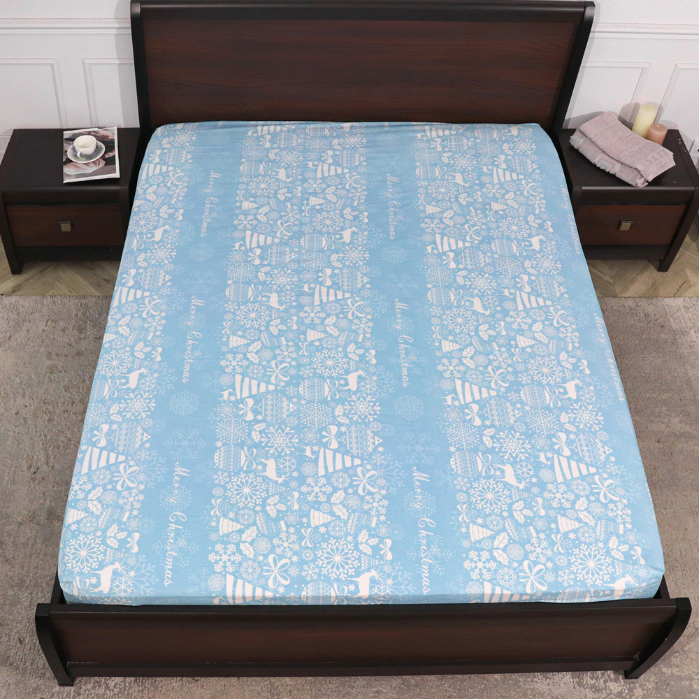 Простирадло на резинці (90*200*25) блакитне з новорічним принтом №661140
