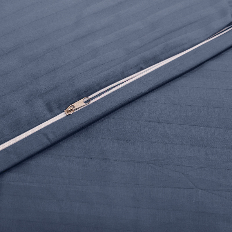 Сімейний набір постільної білизни з Страйп Сатину з простирадлом на резинці №553928