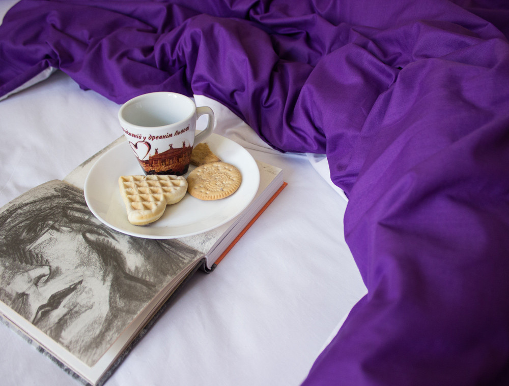 Полуторний набір однотонної постільної білизни 150*220 із Бязі "Gold" №15756AB Черешенька™