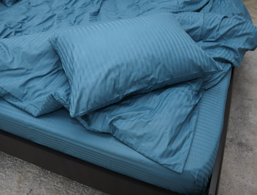 Сімейний набір постільної білизни з Страйп Сатину №544220