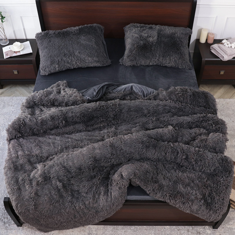 Евро-макси набор постельного белья 200*230 Плюш Травка №EL-06 Черешенка™