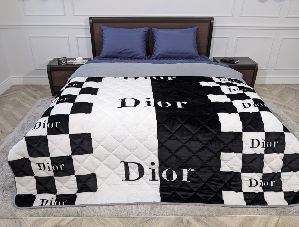 Двуспальное флисовое стёганое покрывало №55014