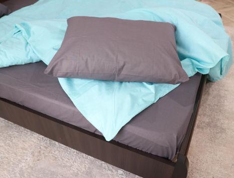 Семейный набор однотонного хлопкового постельного белья из Бязи "Gold" №153057AB Черешенка™