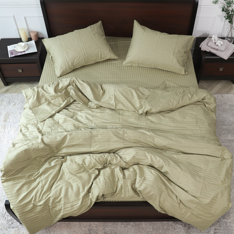 Полуторний набір постільної білизни 150*220 зі Страйп Сатину №540518