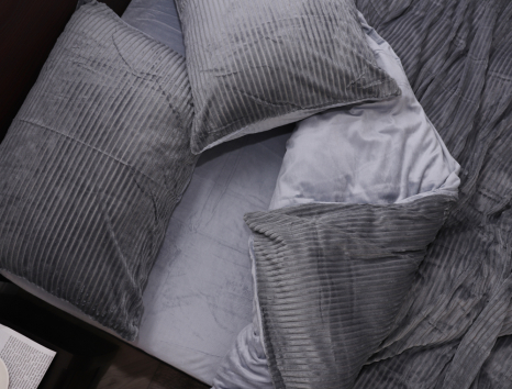 Евро-макси набор постельного белья 200*230 из Плюш Велюра №700-05 Черешенка™