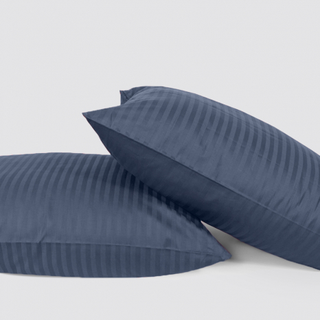 Двоспальний набір постільної білизни 180*220 з Страйп Сатину з простирадлом на резинці №553928