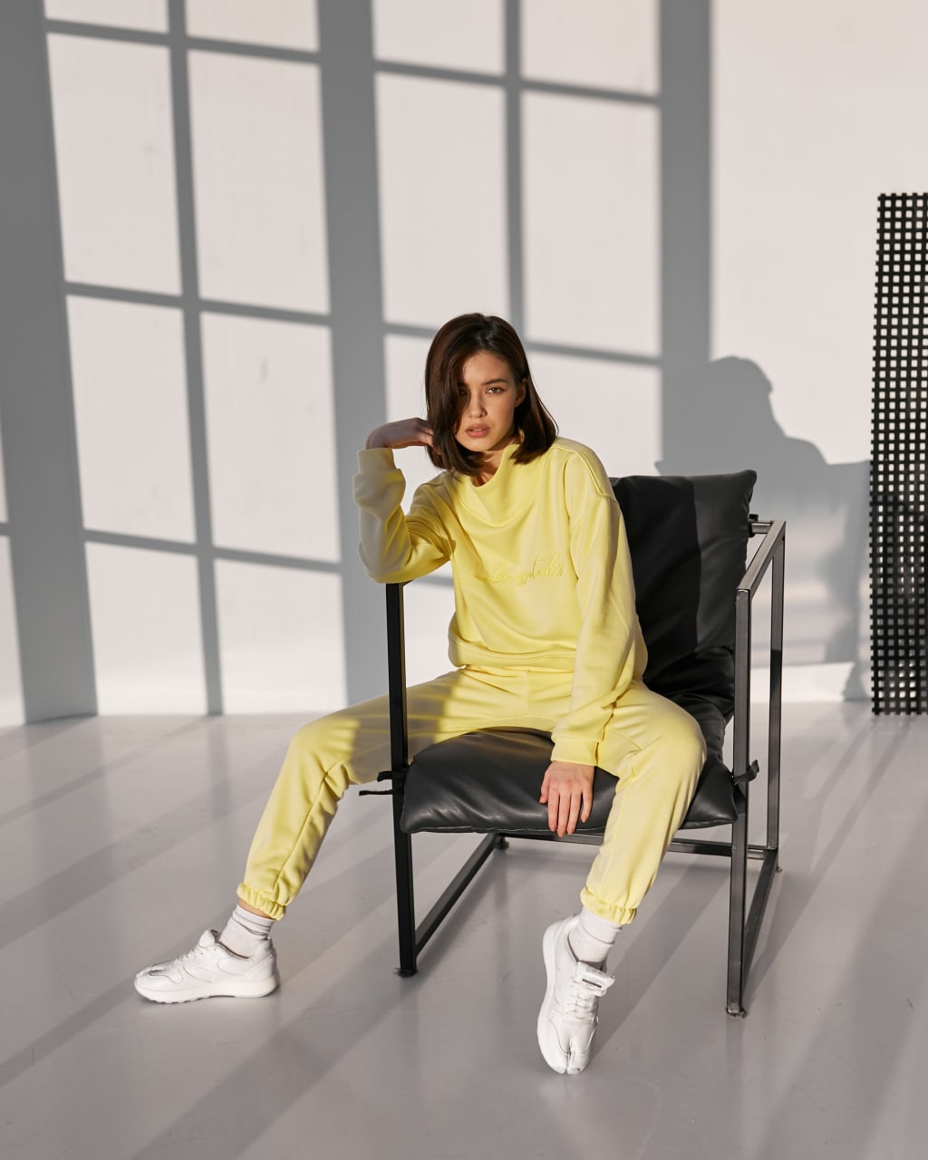 Жіночий костюм із джогерами (Розмір S) жовтий №222_0021
