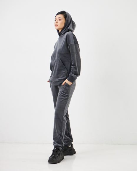 Жіночий велюровий костюм з капюшоном (Розмір S) графітовий №20222143