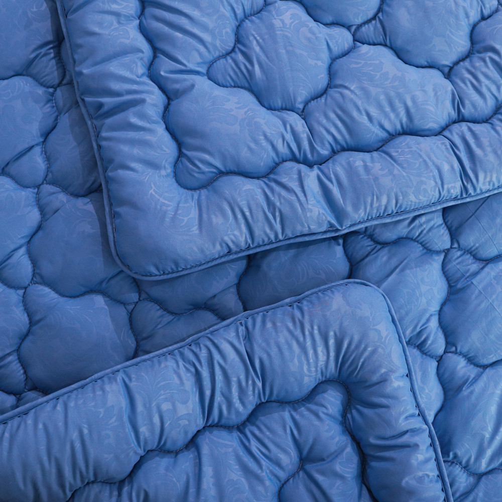 Двоспальна ковдра мікрофібра/холофайбер №46009