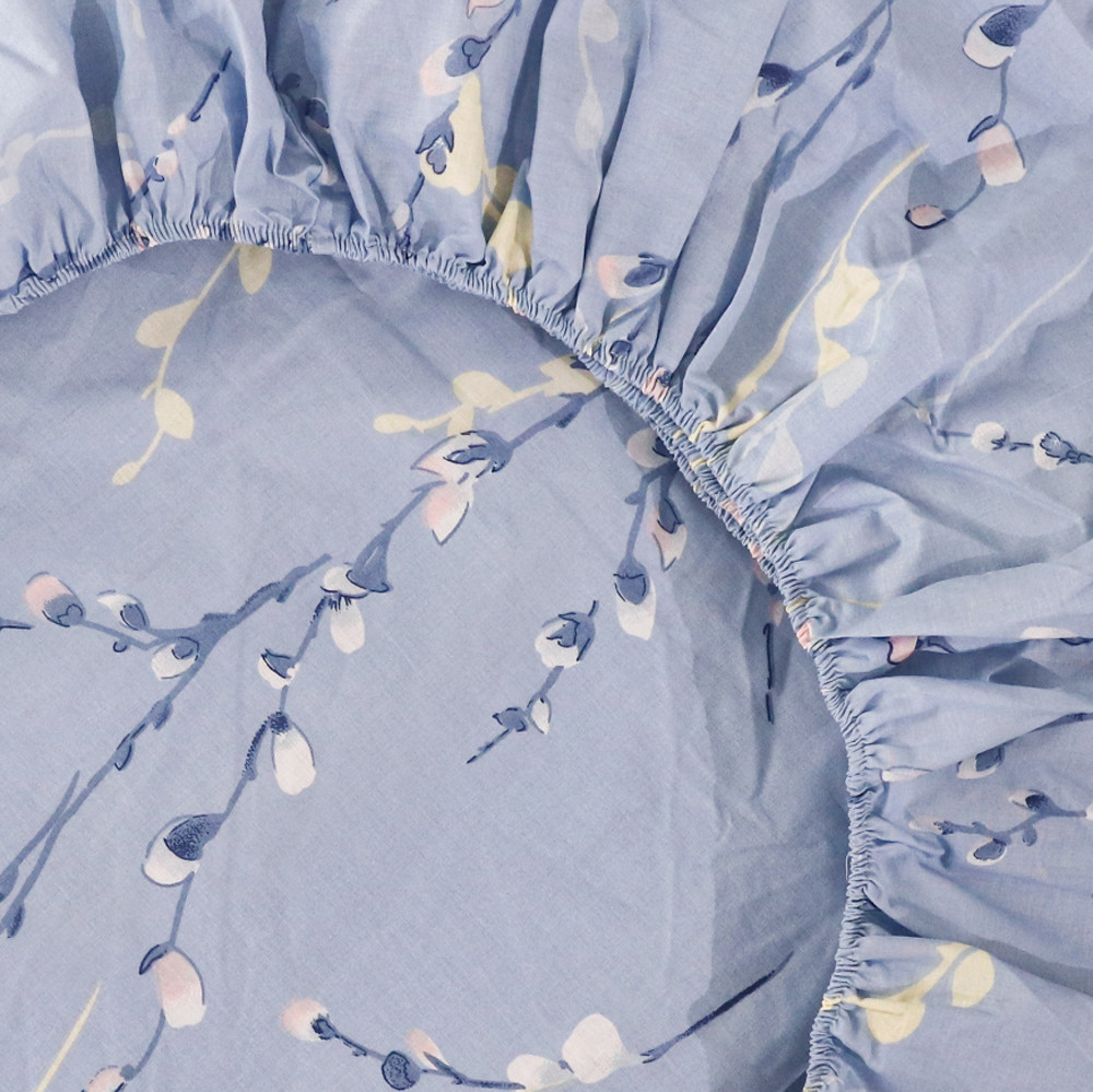 Простыня на резинке (90*200*25) голубая с растительным принтом №661030