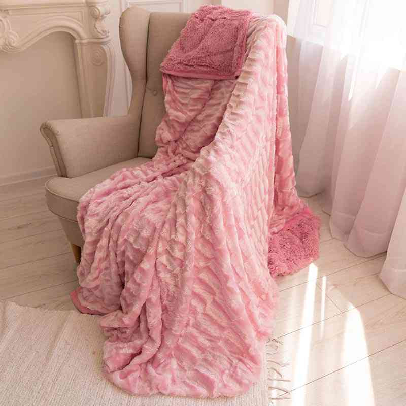 Двостороннє евро-максі покривало-плед "норка" (230*200) - світло-рожеве