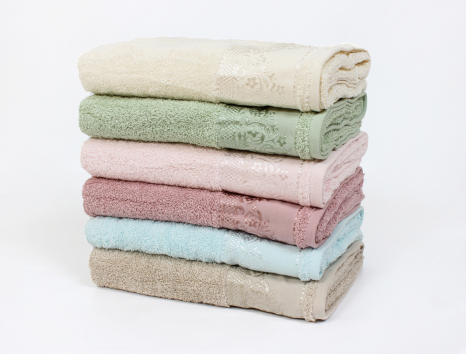 Комплект махрових банних рушників CESTEPE SARA (140*70)