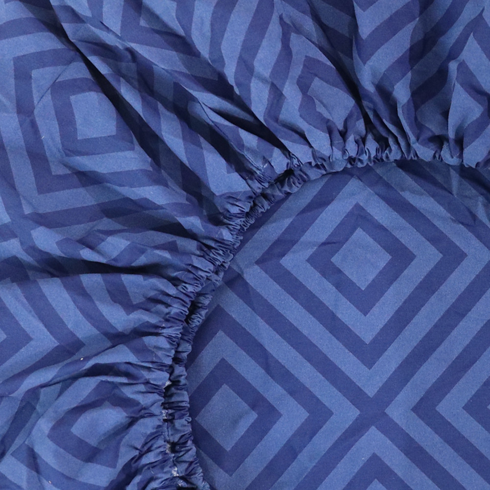 Простынь на резинке (140*200*25) синий ромб №133