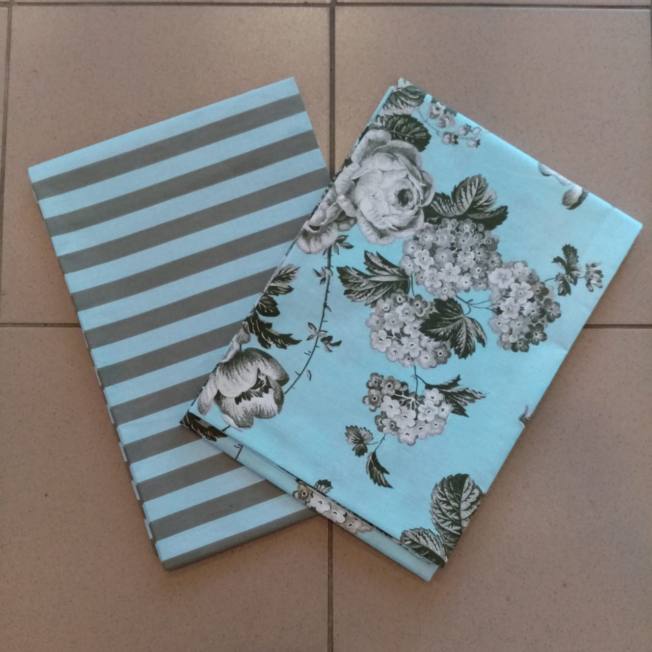 Тканина для постільної білизни Бязь "Gold" Lux "Гортензія" GL1556 (A+B) - (50м+50м)