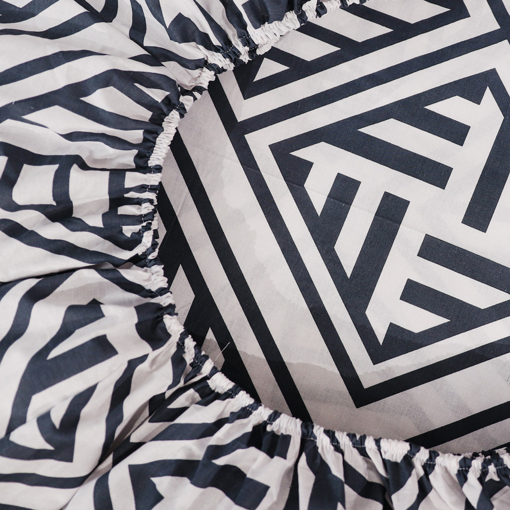 Простынь на резинке (180*200*25)  белая с геометрическим принтом №661301