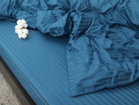 Сімейний набір постільної білизни зі Страйп Сатину №18-4032 Черешенка™