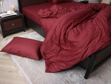 Евро макси набор постельного белья 200*220 из Страйп Сатина №19-1650 Черешенка™