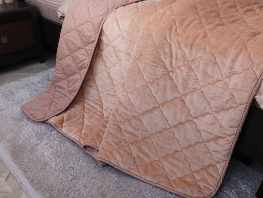 Полуторне флісове стьобане покривало №55069R