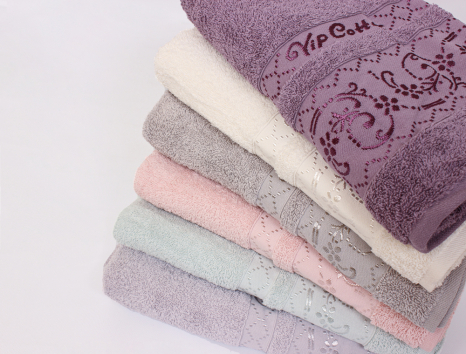 Комплект махрових банних рушників CESTEPE BERIL (140*70)