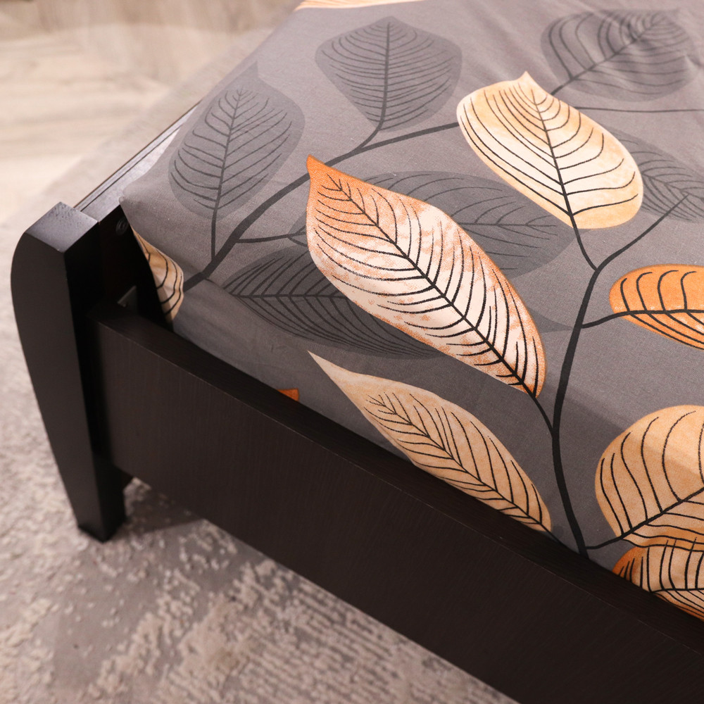 Простынь на резинке (160*200*25) серая с растительным принтом №668207