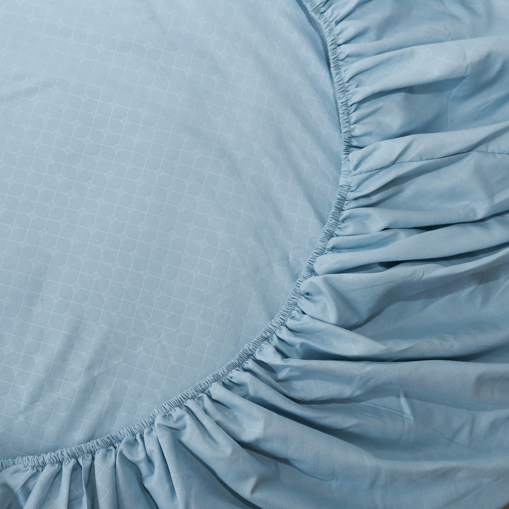 Простынь на резинке (160*200*25) однотонная голубая №4318