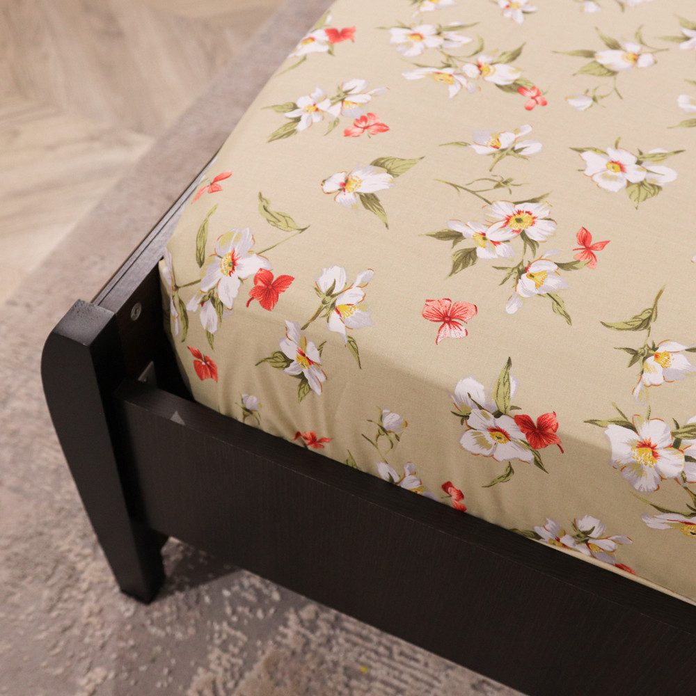 Простирадло на резинці (140*200*25) зеленого кольору з квітковим принтом №667199