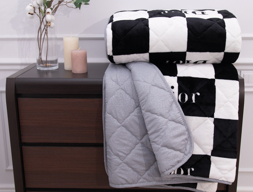 Євро-максі флісове стьобане покривало №55016